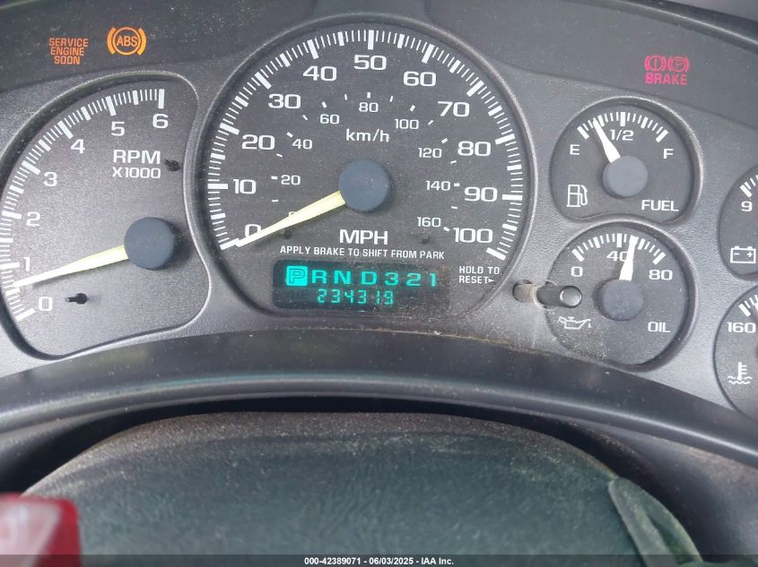 2000 Chevrolet Silverado 1500 VIN: 1GCEC14V7YE317779 Lot: 42389071