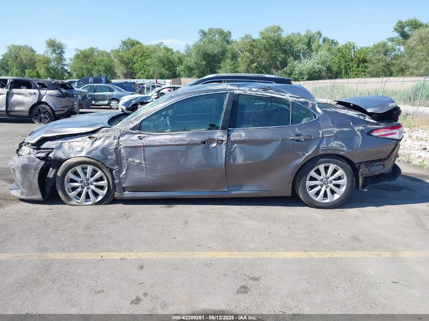 2018 Toyota Camry Le VIN: 4T1B11HK2JU039356 Lot: 42389261