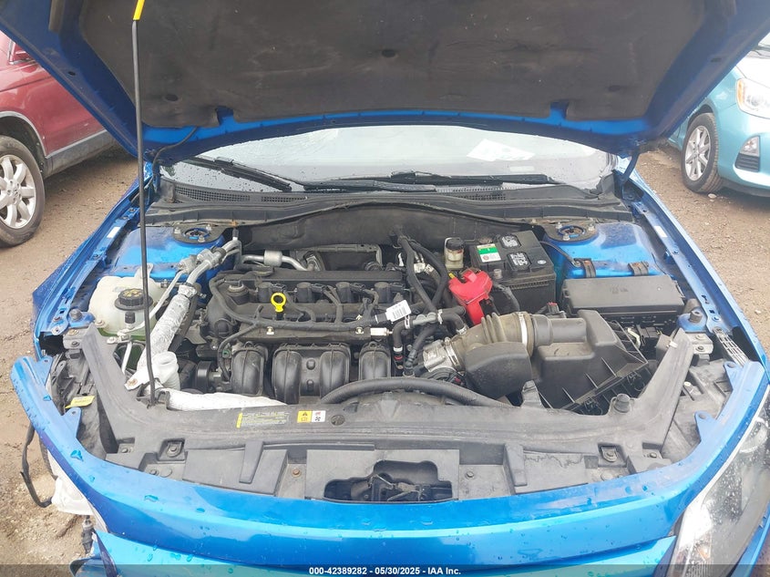 2011 FORD FUSION VIN: 3FAHP0JA2BR139920