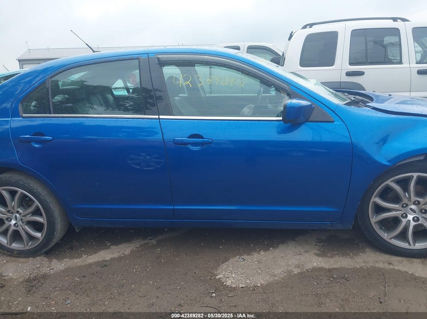 2011 FORD FUSION VIN: 3FAHP0JA2BR139920