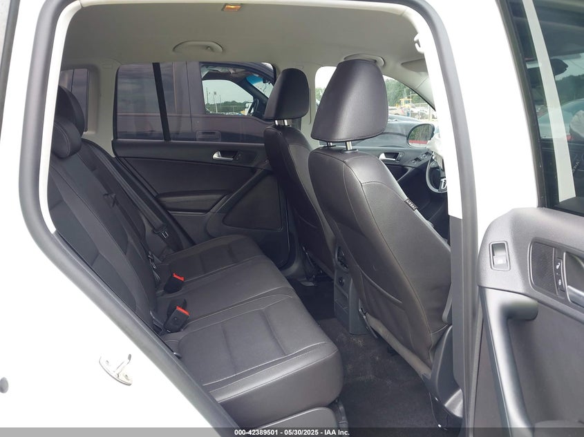 2016 VOLKSWAGEN TIGUAN S - WVGAV7AX0GW516985