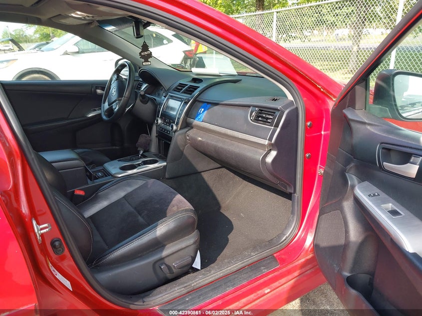 2012 TOYOTA CAMRY VIN: 4T1BK1FK8CU525026