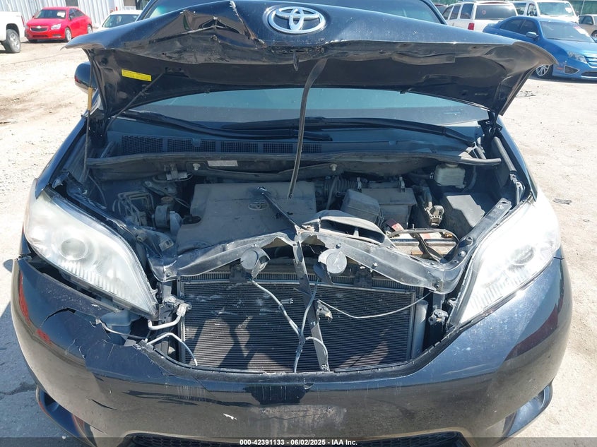 2015 Toyota Sienna Le 8 Passenger VIN: 5TDKK3DC2FS614899 Lot: 42391133