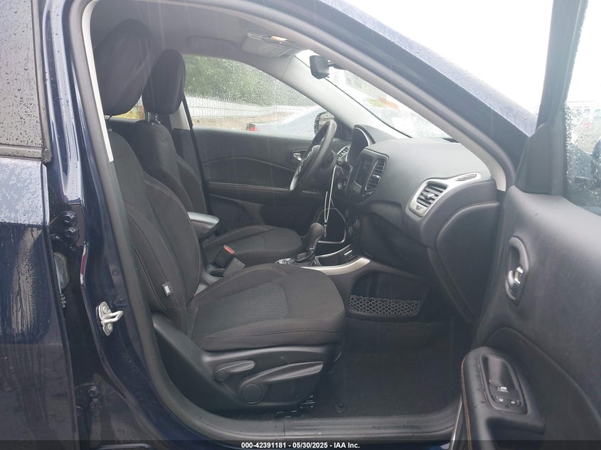 2020 JEEP COMPASS VIN: 3C4NJCAB2LT253123