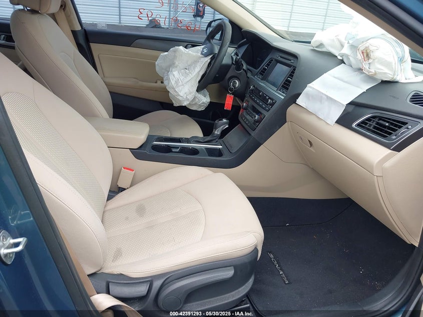 2017 HYUNDAI SONATA VIN: 5NPE34AF1HH489126