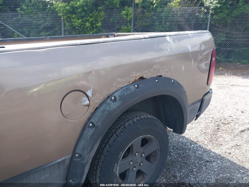 2009 Dodge Ram 1500 Laramie/Slt/Sport/Trx/St VIN: 1D3HV18T29Z792415 Lot: 42391935