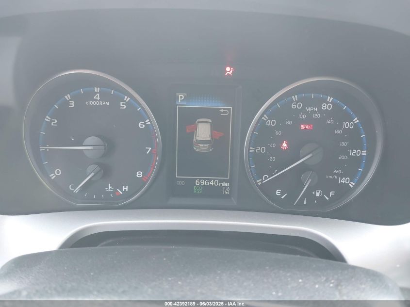 2017 Toyota Rav4 Xle VIN: JTMWFREV7HJ140604 Lot: 42392189