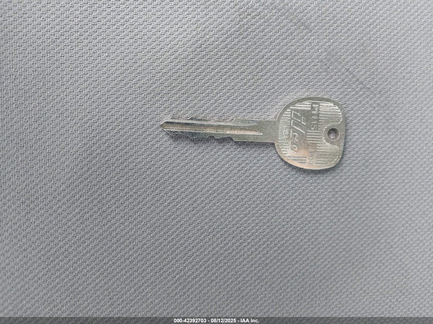 1998 Toyota Tacoma VIN: 4TAVL52N8WZ017230 Lot: 42392703