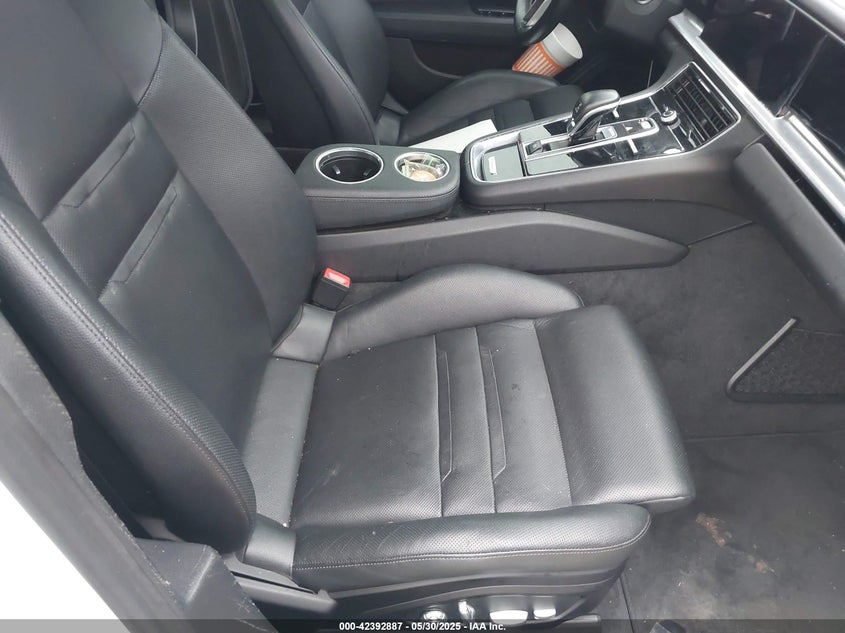 2017 PORSCHE PANAMERA 4 - WP0AA2A7XHL101095