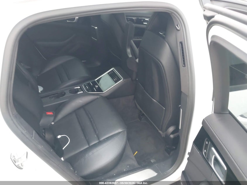 2017 PORSCHE PANAMERA 4 - WP0AA2A7XHL101095