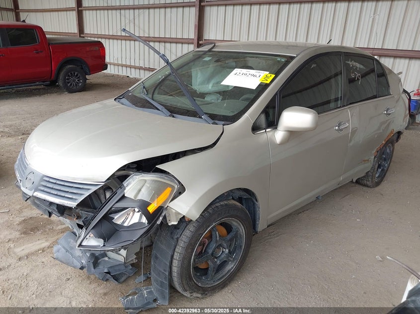 3N1BC11E28L450055 2008 NISSAN VERSA photo no. 2