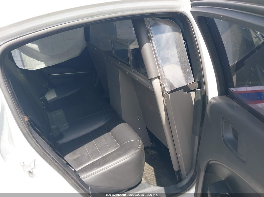 2019 DODGE CHARGER POLICE RWD - 2C3CDXAT4KH579337