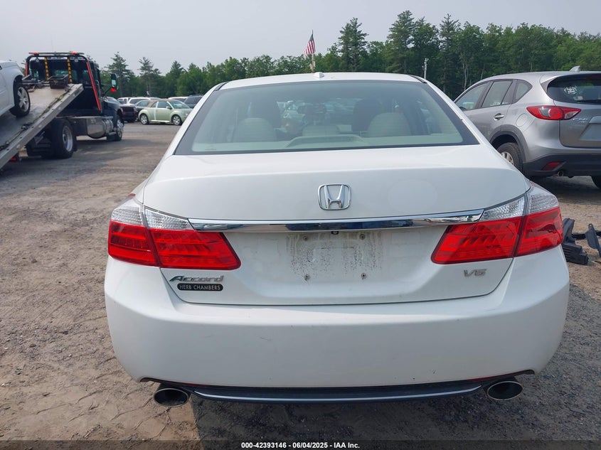 2015 HONDA ACCORD VIN: 1HGCR3F87FA000549