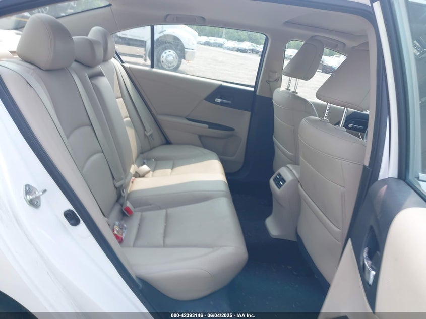 2015 HONDA ACCORD VIN: 1HGCR3F87FA000549