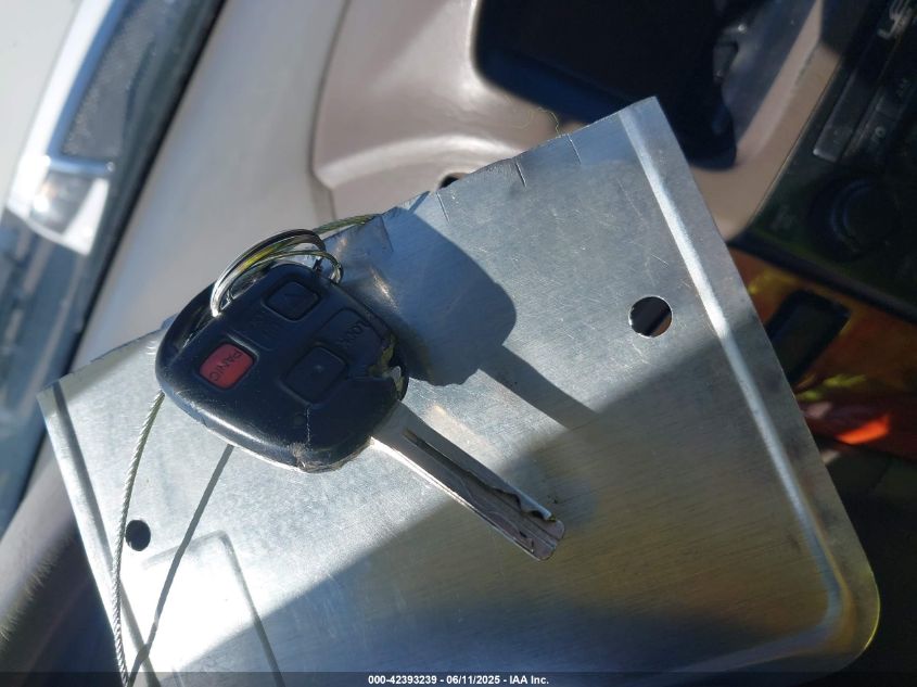 1999 Lexus Rx300 VIN: JH6GF10U2X0011802 Lot: 42393239