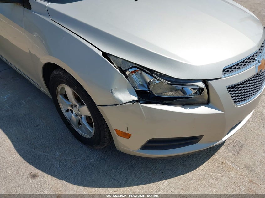 2014 CHEVROLET CRUZE VIN: 1G1PC5SB6E7196812