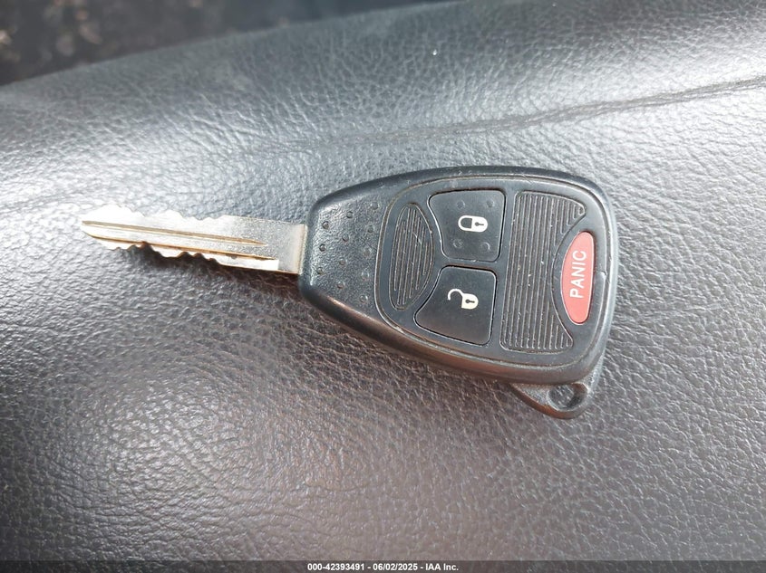 2007 JEEP COMPASS VIN: 1JBFT57W470241712