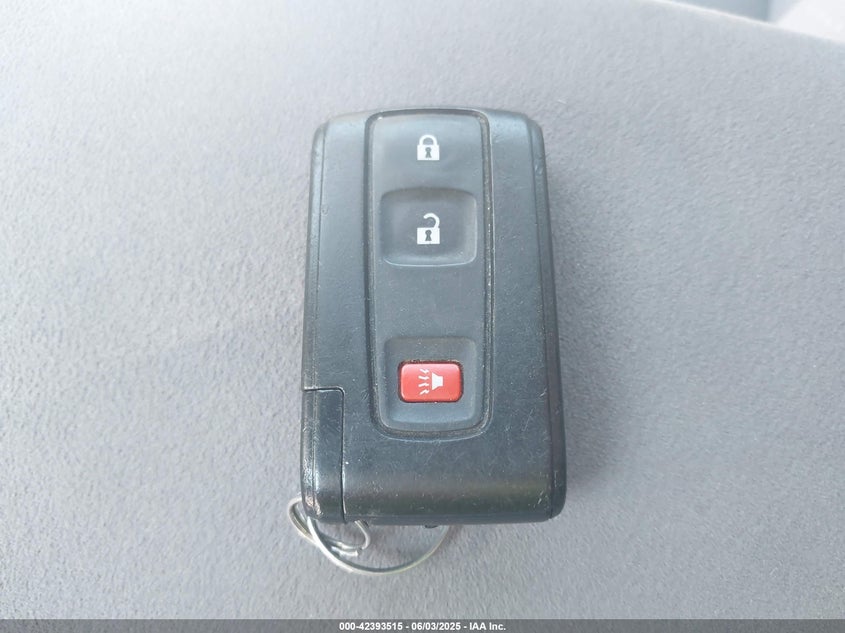 2007 TOYOTA PRIUS VIN: JTDKB20UX77564631