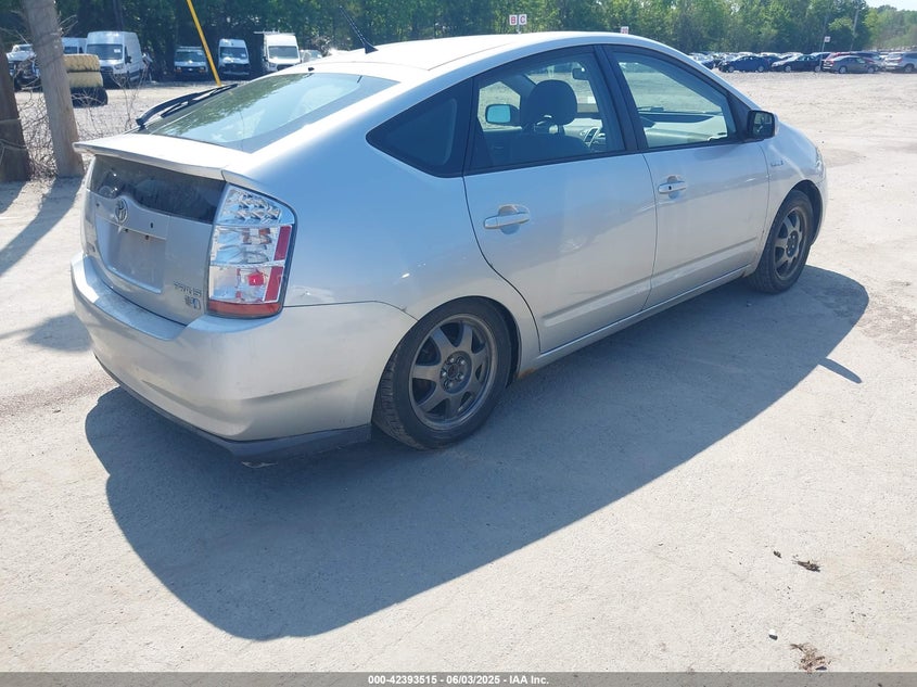 2007 TOYOTA PRIUS VIN: JTDKB20UX77564631
