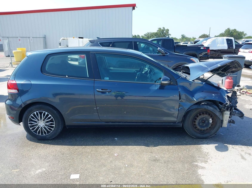2011 VOLKSWAGEN GOLF VIN: WVWBB7AJ7BW016456