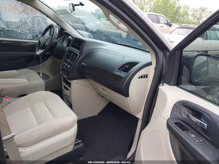 2016 DODGE GRAND CARAVAN SXT - 2C7WDGCG2GR365900