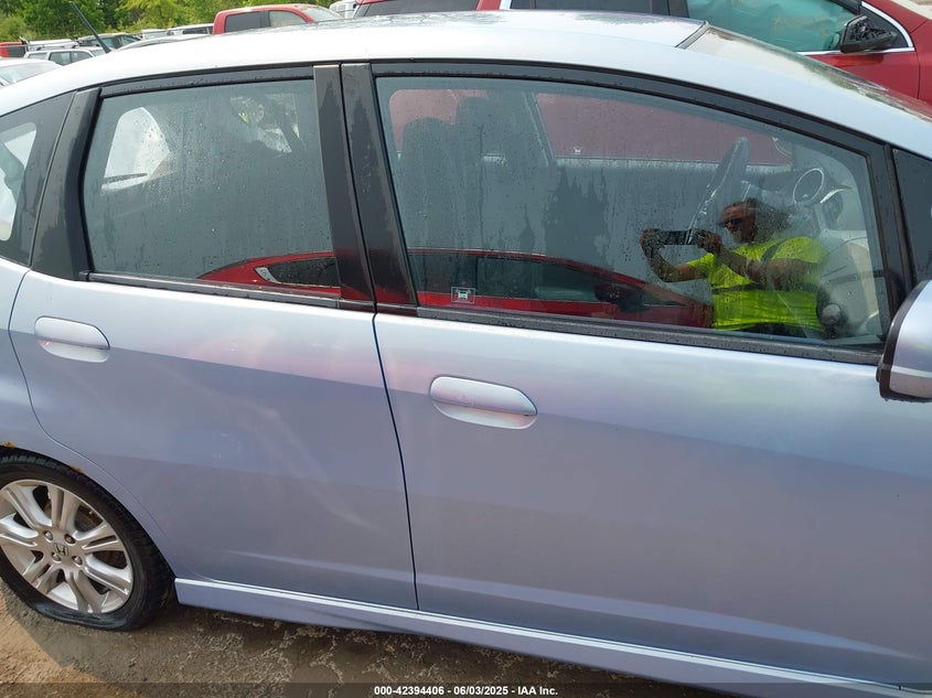 2009 HONDA FIT VIN: JHMGE88629S023819