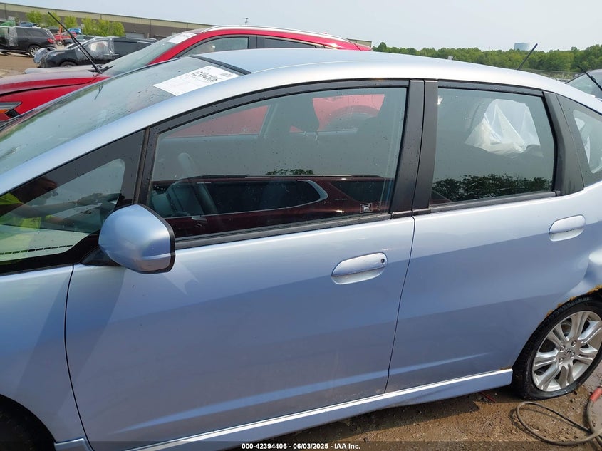 2009 HONDA FIT VIN: JHMGE88629S023819