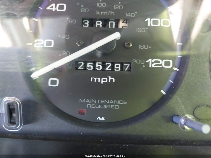 2000 Honda Civic Lx VIN: 1HGEJ6571YL067035 Lot: 42394924