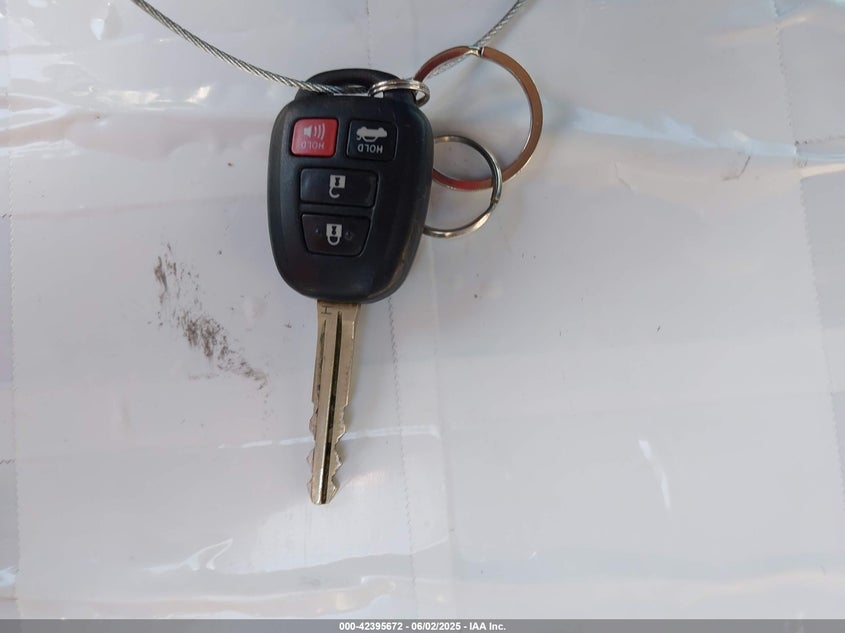 VIN 2T1BURHE3JC076160 2018 TOYOTA COROLLA LE