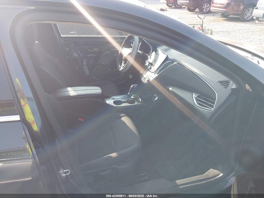 2017 CHEVROLET MALIBU VIN: 1G1ZE5ST3HF242053