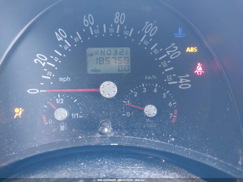 2000 Volkswagen New Beetle Gls VIN: 3VWCC21C1YM445314 Lot: 42396409