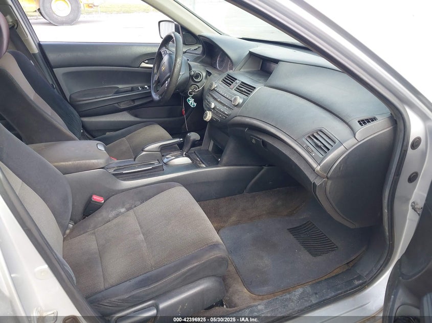 2008 HONDA ACCORD VIN: 1HGCP26368A120995