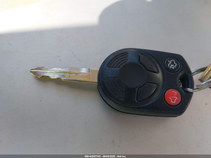 2010 Ford Escape Xlt VIN: 1FMCU9DG5AKC61882 Lot: 42397183