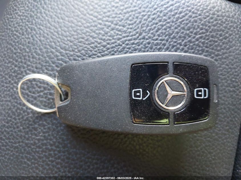 2022 Mercedes-Benz Sprinter 2500 Standard Roof V6 VIN: W1W4EBVY5NT118651 Lot: 42397302