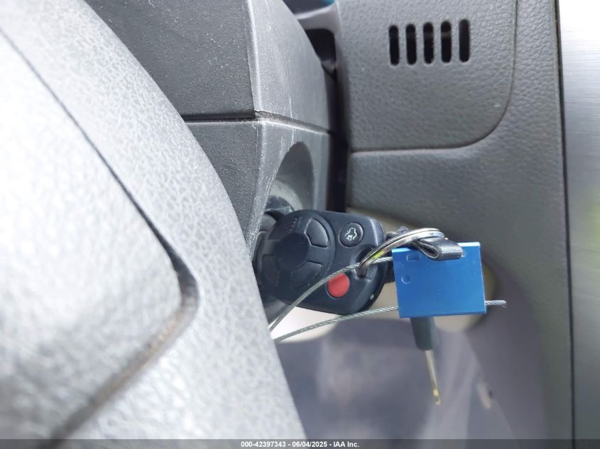 2010 Ford Fusion Se VIN: 3FAHP0HA1AR295211 Lot: 42397343