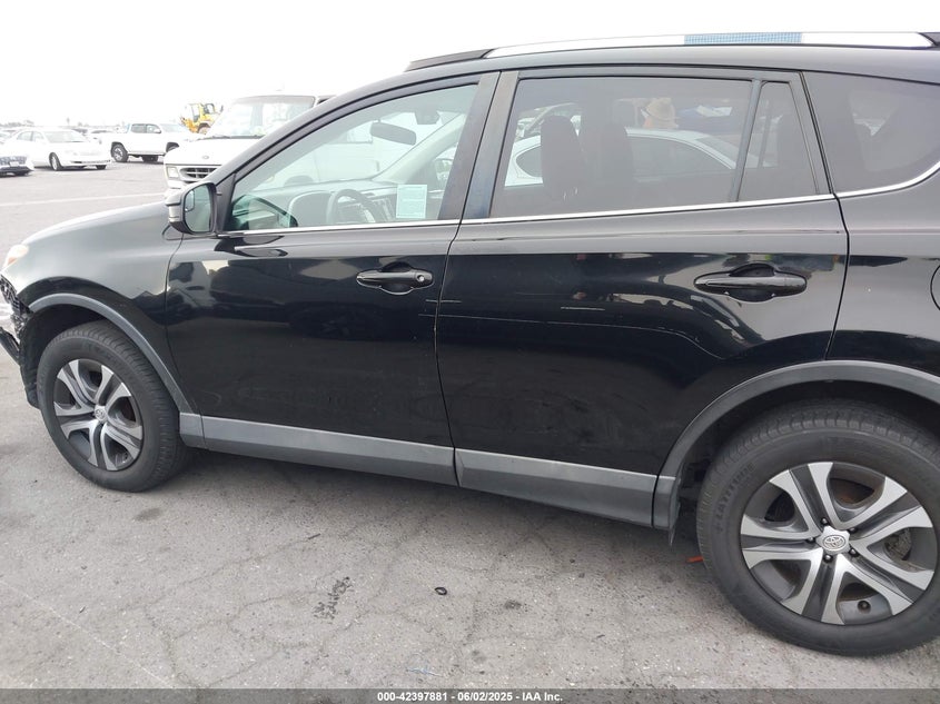 2016 TOYOTA RAV4 LE - 2T3ZFREV3GW251101