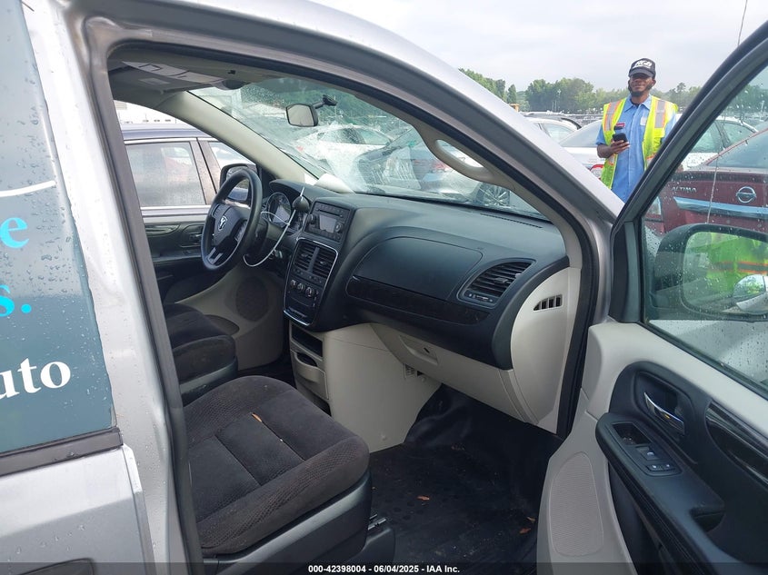 2014 RAM CARGO auction photo 5