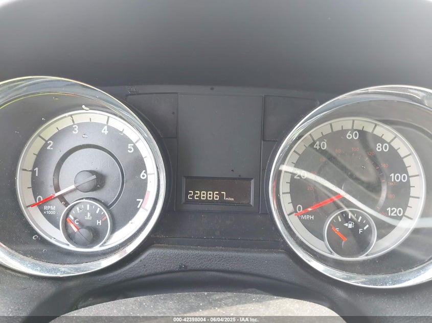 2014 RAM CARGO auction photo 7