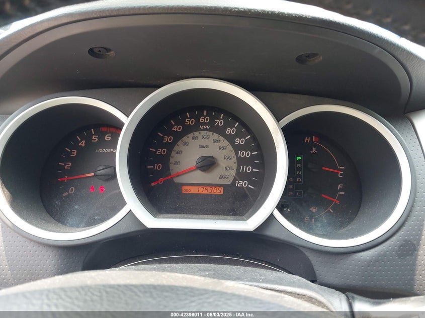 2007 TOYOTA TACOMA VIN: 5TEUU42N07Z398827