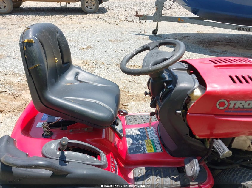 2007 TROY BIG RED HORSE MOWER VIN: 0000001C297H30018