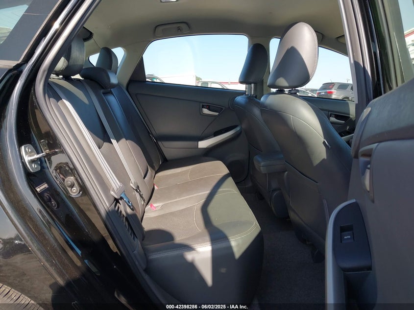 2011 TOYOTA PRIUS VIN: JTDKN3DU0B0302870