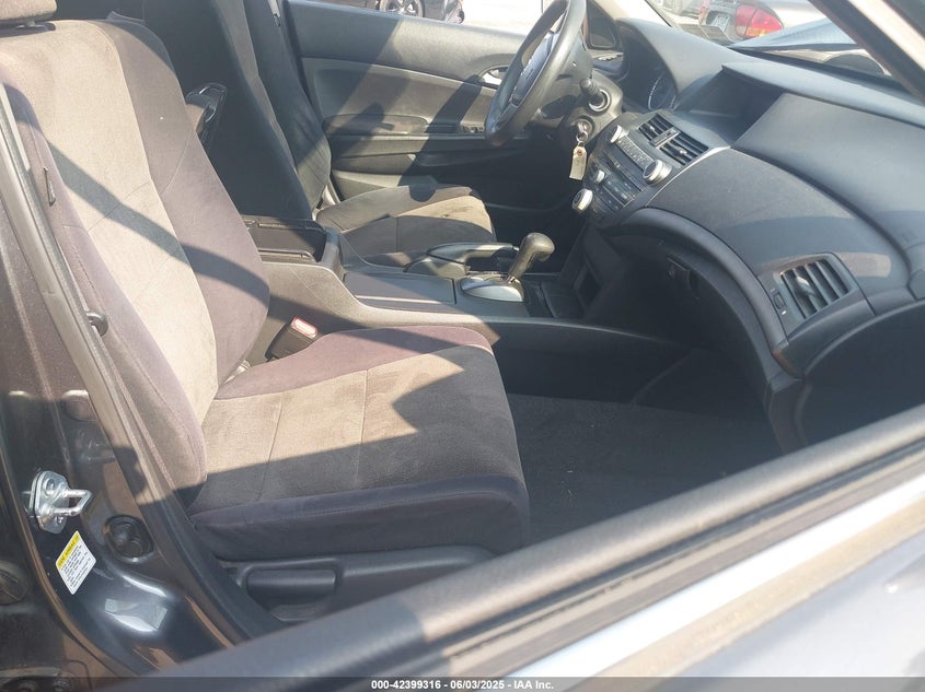 2010 HONDA ACCORD VIN: 1HGCP2F40AA179538