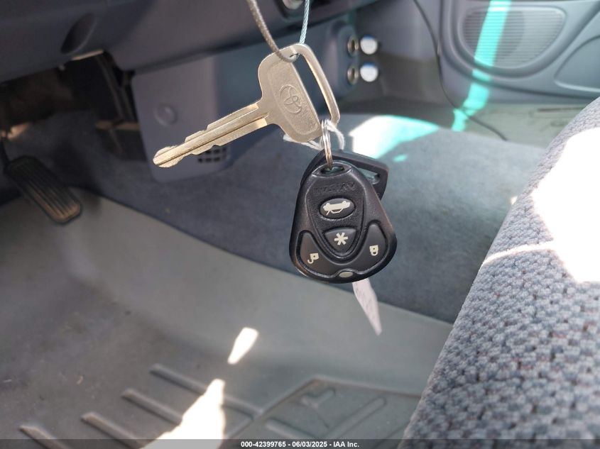 2002 Toyota Tundra Sr5 V8 VIN: 5TBBT44182F226399 Lot: 42399765