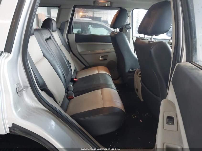 2008 JEEP GRAND CHEROKEE VIN: 1J8HR58278C186084