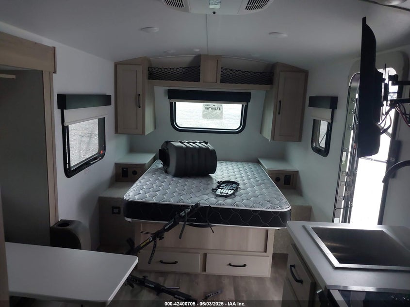 2024 FLAGSTAFF OTHER (VIN: 5ZT2FSKC9R3033521