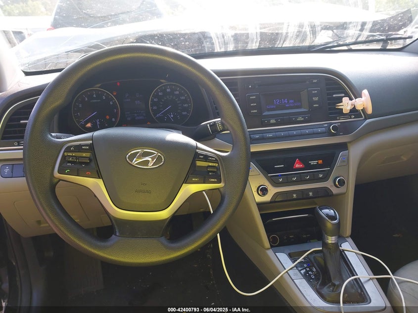 VIN KMHD74LF7HU355011 2017 HYUNDAI ELANTRA SE