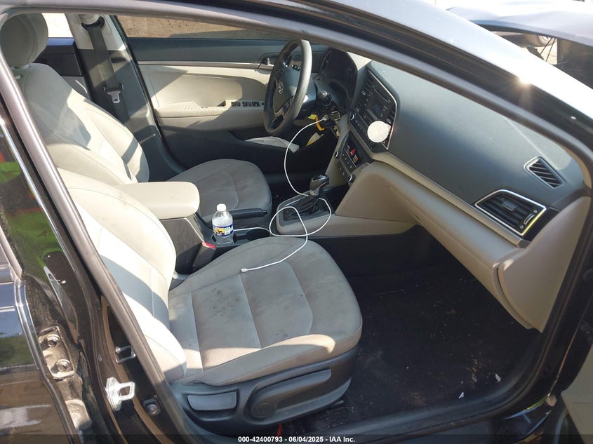 VIN KMHD74LF7HU355011 2017 HYUNDAI ELANTRA SE