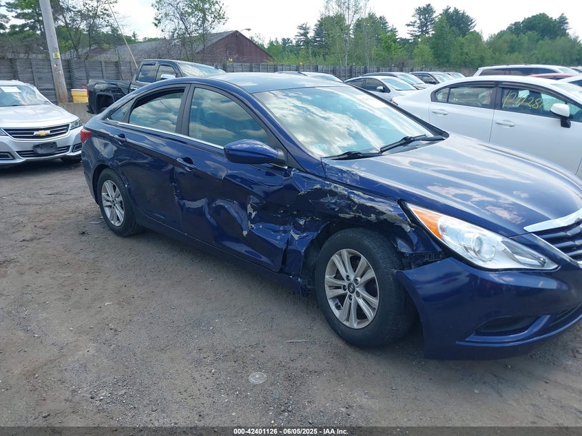 2012 HYUNDAI SONATA VIN: 5NPEB4AC8CH323901
