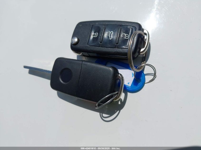 2013 Volkswagen Jetta 2.0L Tdi VIN: 3VWLL7AJ9DM300544 Lot: 42401610