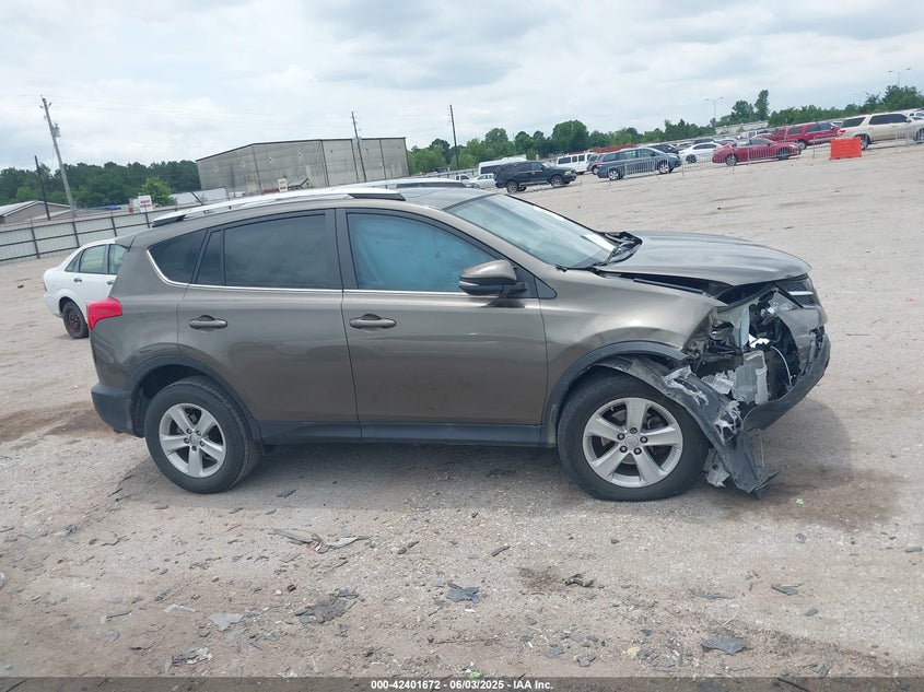2013 TOYOTA RAV4 XLE - 2T3WFREV7DW022547